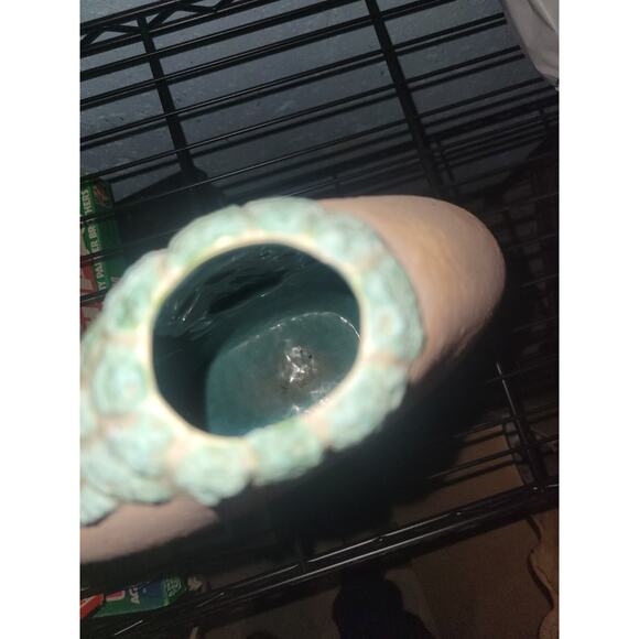 AMERICAN INDIAN POTTERY VASE RUST terricotta Indian girl - Picture 3 of 7